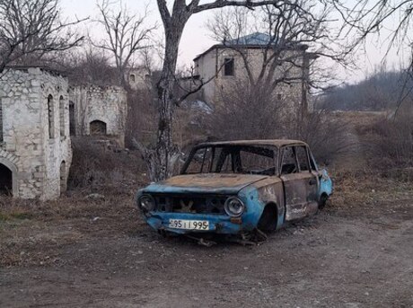 LADA (VAZ) 21011 2000