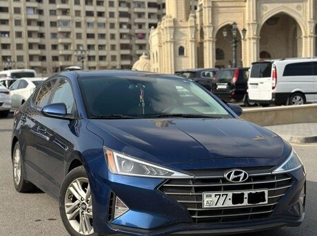 Hyundai Elantra 2019