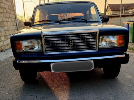 LADA (VAZ) 2107 2004