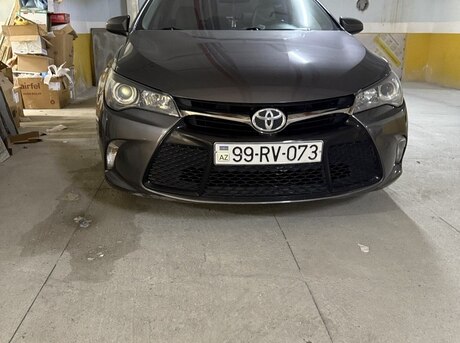 Toyota Camry 2015
