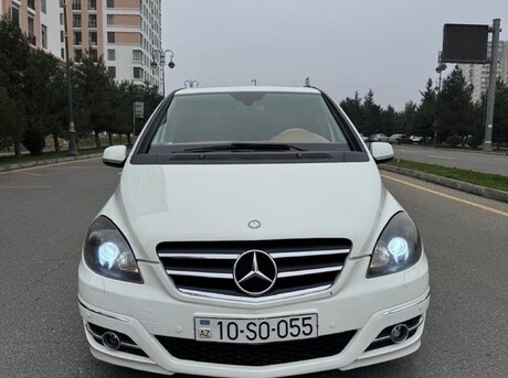 Mercedes B 200 2010