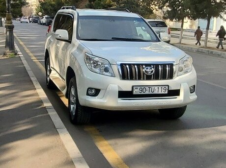 Toyota Land Cruiser Prado 2010