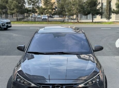 Hyundai Elantra 2019