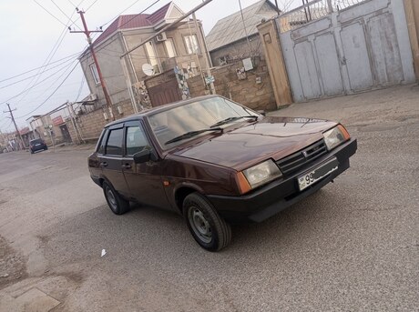 LADA (VAZ) 21099 2000