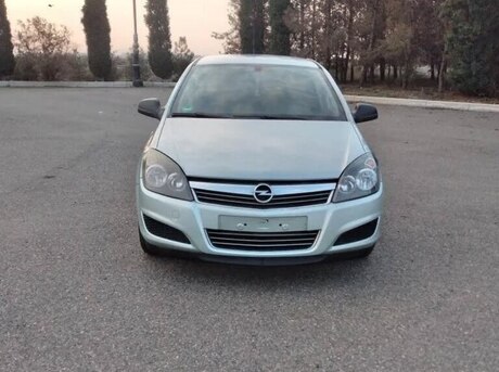 Opel Astra 2009