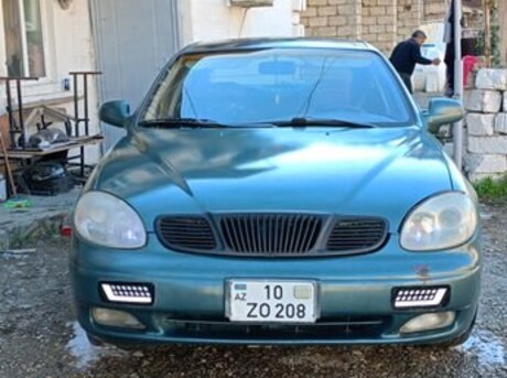 Daewoo Leganza 1999