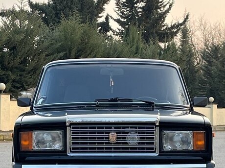 LADA (VAZ) 2107 2010