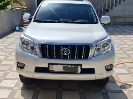 Toyota Land Cruiser Prado 2012