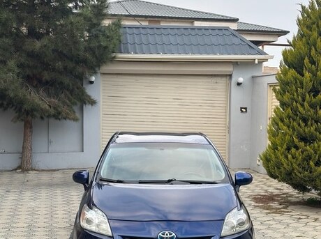 Toyota Prius 2011