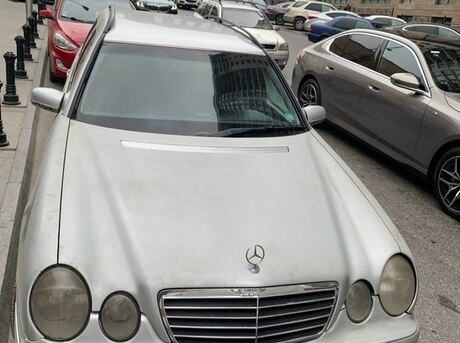Mercedes E 240 2000