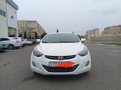 Hyundai Elantra 2013