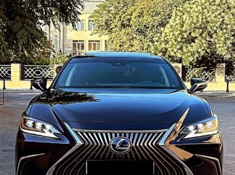 Lexus ES 300h 2021