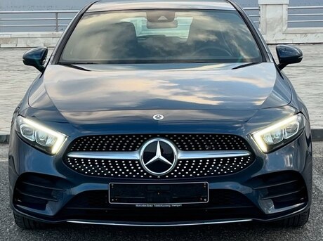 Mercedes A 250 e