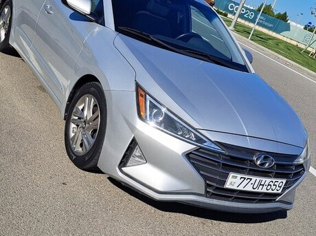 Hyundai Elantra 2019