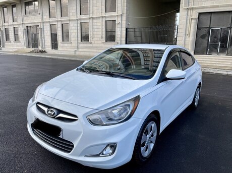 Hyundai Accent 2012