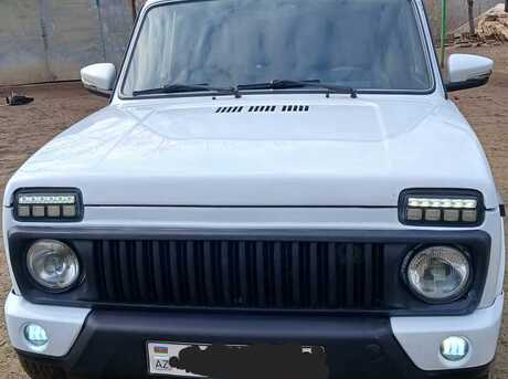 LADA (VAZ) Niva 2013