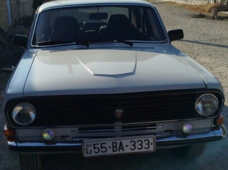 GAZ 24-10 1990