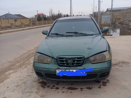 Hyundai Elantra 2001