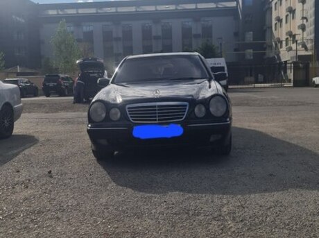 Mercedes E 240 2000