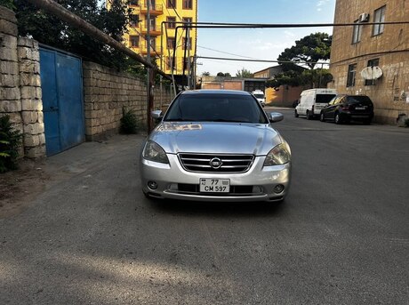 Nissan Altima 2004
