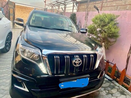 Toyota Land Cruiser Prado 2014
