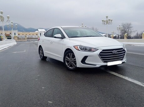 Hyundai Elantra 2017