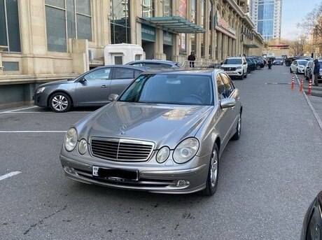 Mercedes E 270 2002