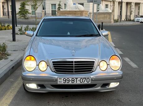 Mercedes E 280 2002