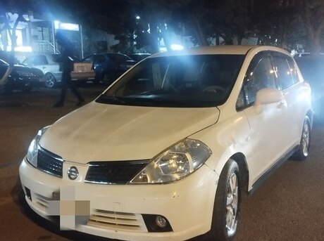 Nissan Tiida 2008