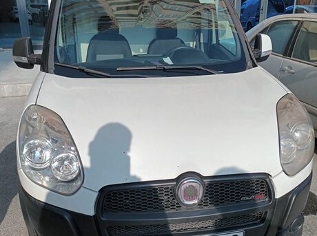 Fiat Doblo 2010