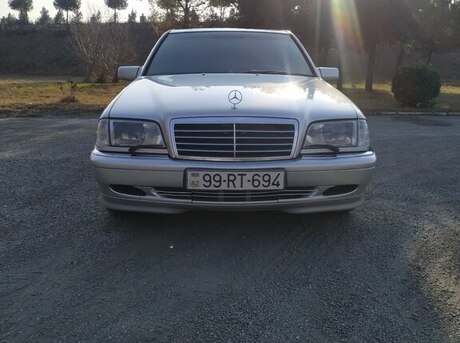 Mercedes C 220 d 2000