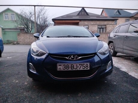 Hyundai Elantra 2002