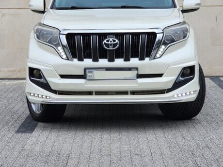 Toyota Land Cruiser Prado 2011