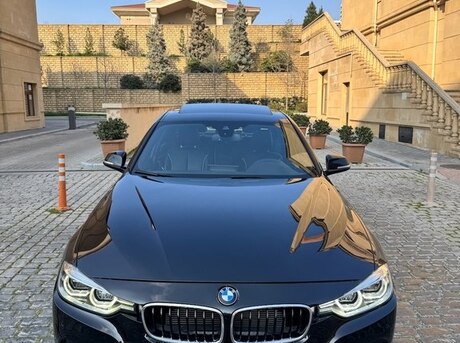 BMW 330 2018