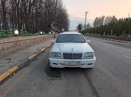 Mercedes C 230 1998