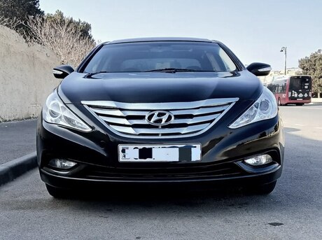 Hyundai Sonata 2011