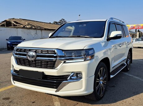 Toyota Land Cruiser 2011