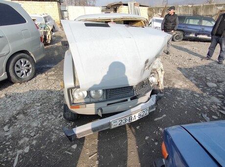 LADA (VAZ) 2106 1988