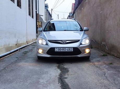 Hyundai i30 2012