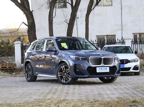 BMW iX1