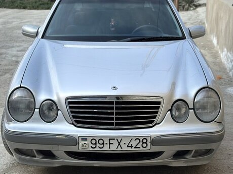 Mercedes E 240 2000