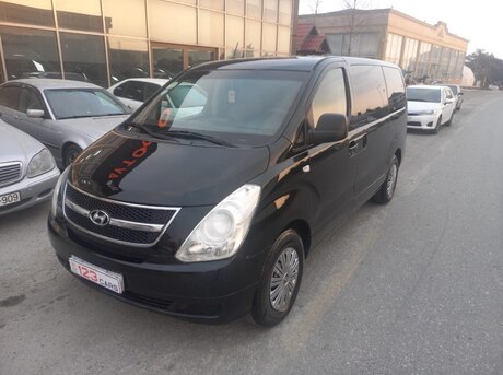 Hyundai H-1