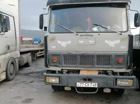 MAZ 5549