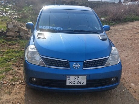 Nissan Tiida 2008