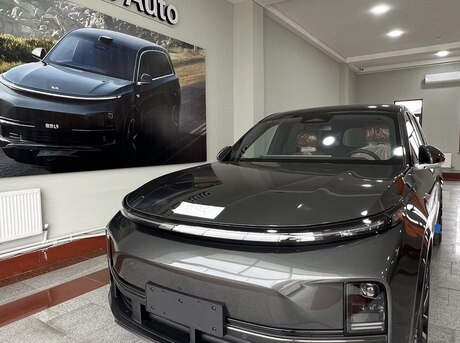 Li Auto L9