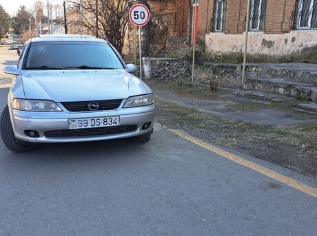 Opel Vectra 2000
