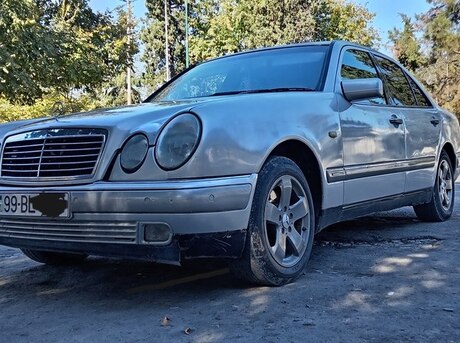 Mercedes E 240 1998