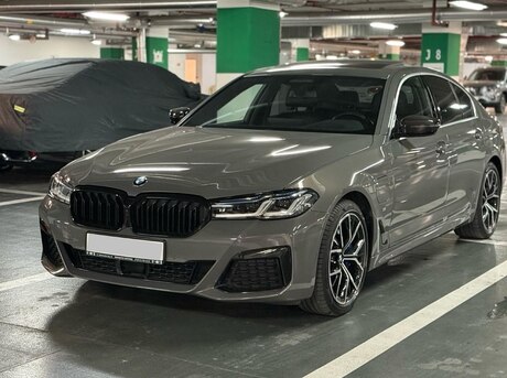 BMW 530e 2021