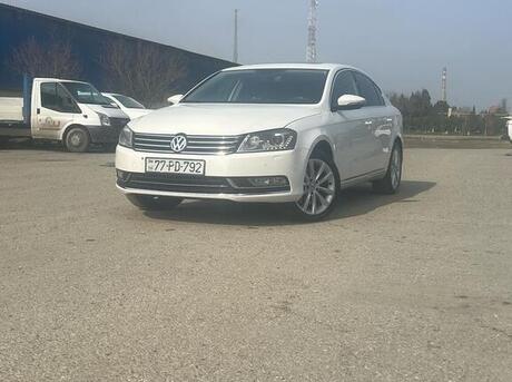 Volkswagen Passat 2011