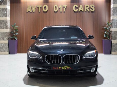 BMW 750